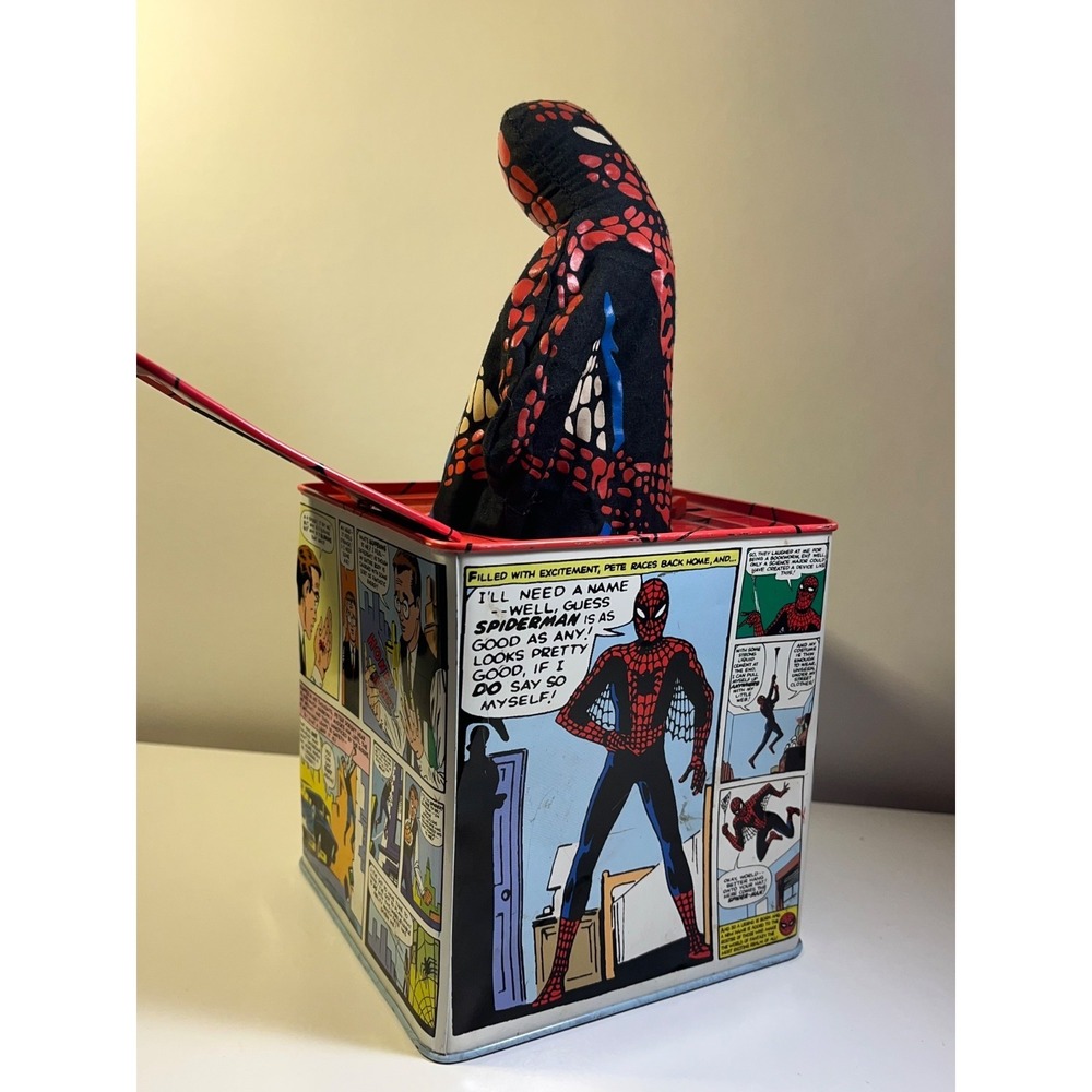Spiderman Jack in the Box Musical Wind-Up Amazing Fantasy Cover #15 Schylling - Picture 4 of 11